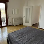 Casa Del Faggio Rosso شقة