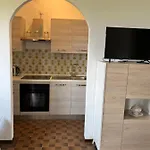 Lägenhet Casa Del Faggio Rosso *